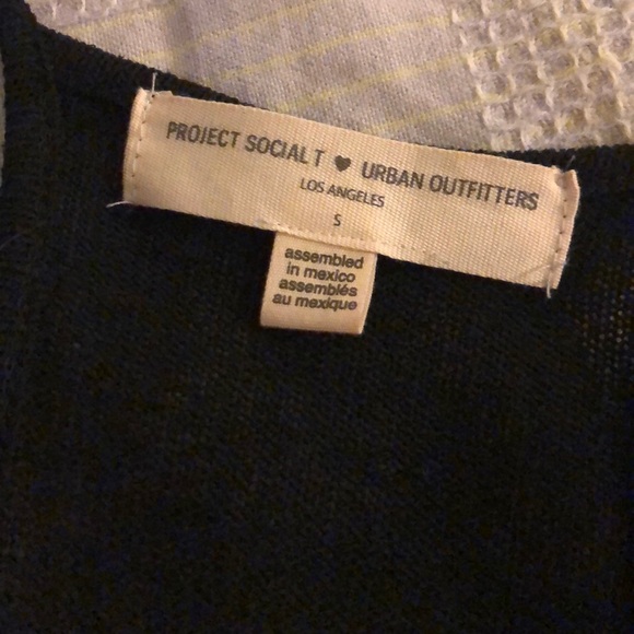 Black urban outfitters flow tank top - Picture 4 of 5